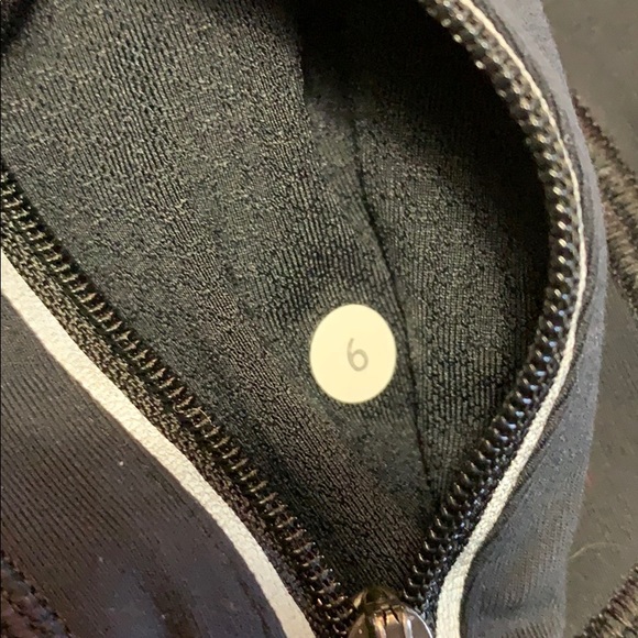 RARE. Run Fast Crop size 6 lululemon - Picture 7 of 10